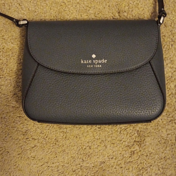 Handbag - Picture 10 of 15